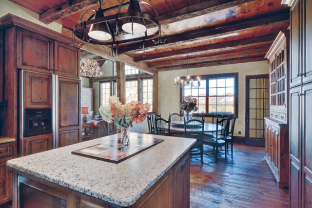 469 West Rochester Drive, Cashiers, NC 28717