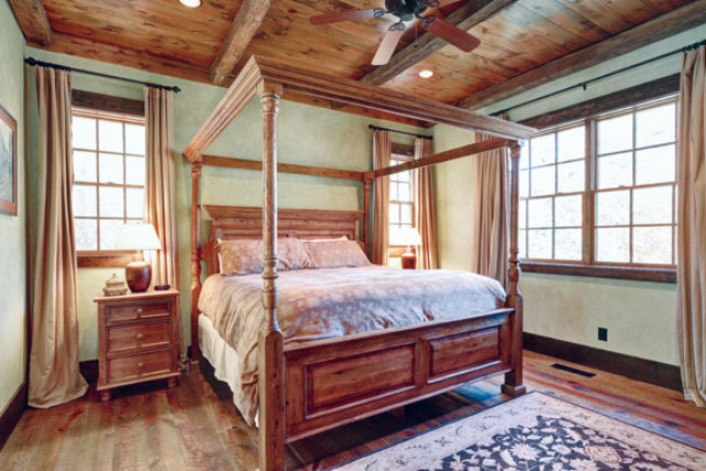 469 West Rochester Drive, Cashiers, NC 28717