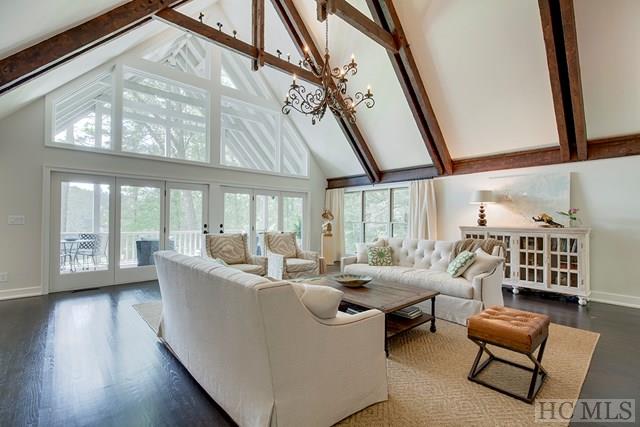 62 Indian Pipe Road, Cashiers, NC 28717