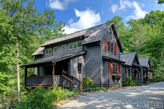 Cashiers, NC 28717