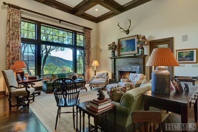 167 Silver Springs Road, Cashiers, NC 28717