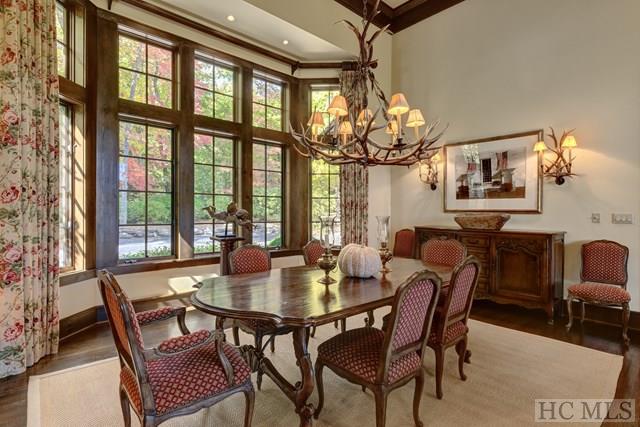 167 Silver Springs Road, Cashiers, NC 28717