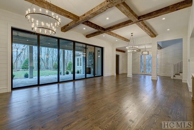 842 North High Mountain Drive, Cashiers, NC 28717