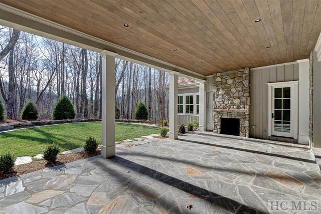842 North High Mountain Drive, Cashiers, NC 28717