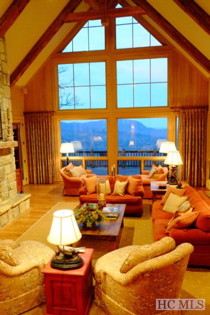 391 East Ridge Road, Cashiers, NC 28717