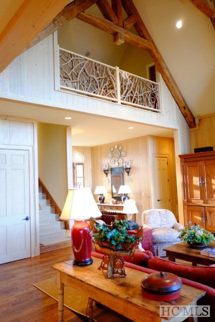 391 East Ridge Road, Cashiers, NC 28717