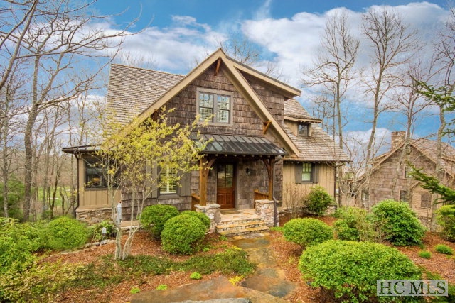 8 Mount Mitchell Court, Cashiers, NC 28717