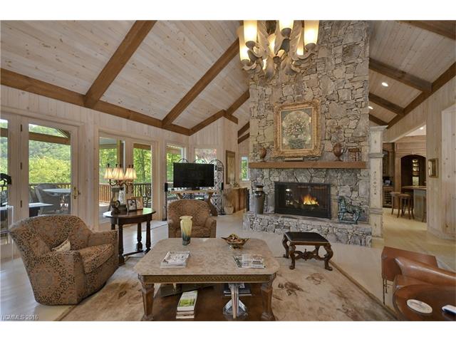 49 Craggy Creek Point, Cashiers, NC 28717