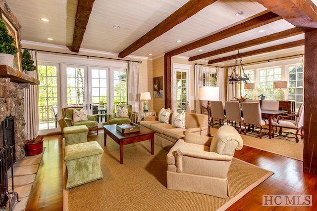 96 French Broad Lane, Cashiers, NC 28717