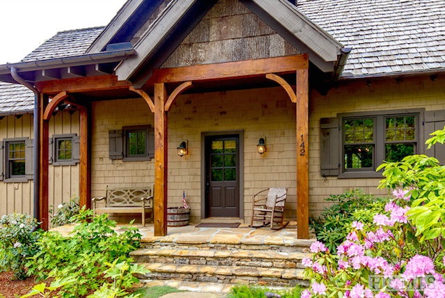 142 Flat Rock Drive, Cashiers, NC 28717