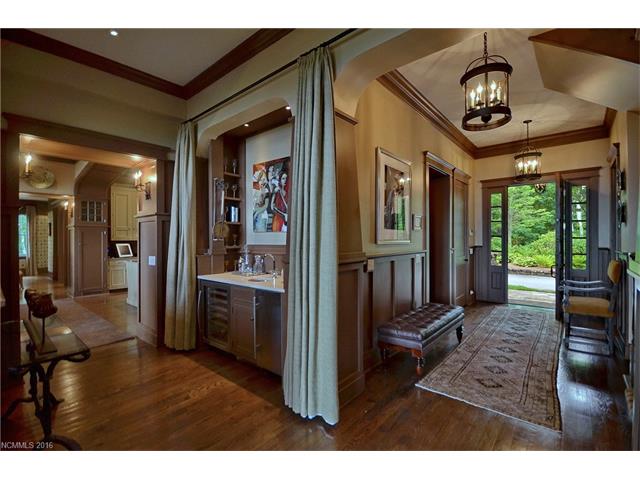 143 Sundown Crest, Cashiers, NC 28717