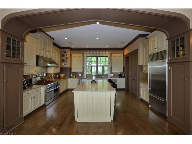 143 Sundown Crest, Cashiers, NC 28717