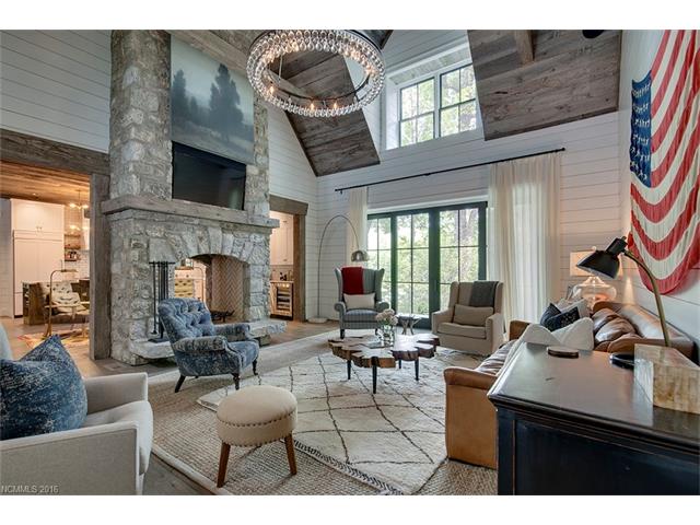 750 Silver Springs Road, Cashiers, NC 28717
