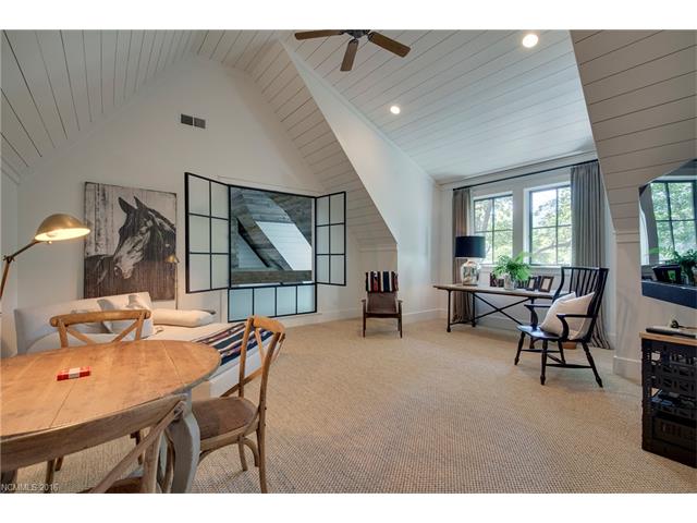 750 Silver Springs Road, Cashiers, NC 28717