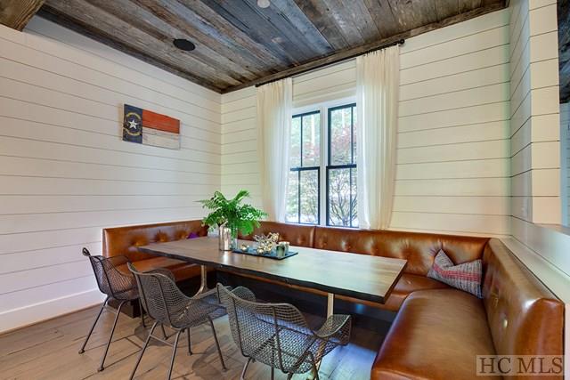 750 Silver Springs Road, Cashiers, NC 28717