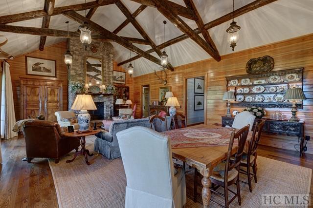 1693 Chimneytop Trail, Cashiers, NC 28717