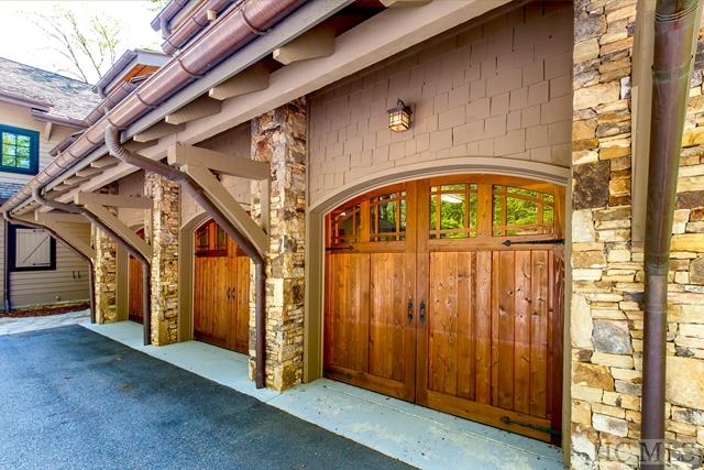 50 Gin House Creek, Cashiers, NC 28717