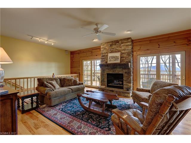 210 Devils Courthouse View, Cashiers, NC 28717
