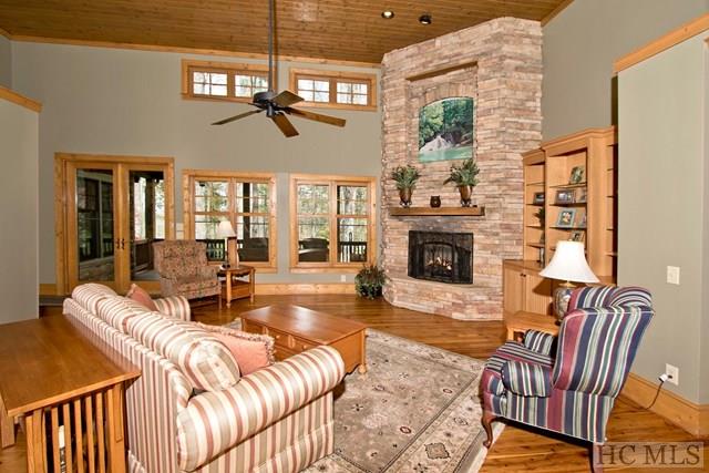 53 Wild Iris Trail, Cashiers, NC 28717