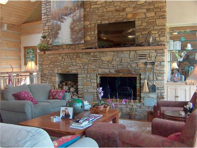 459 Rockcliffe Lane, Clyde, NC 28721