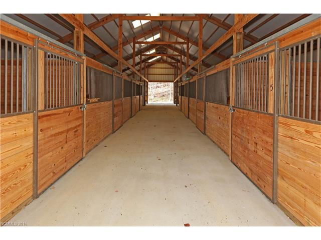 36 Bridle Path Lane, Clyde, NC 28721