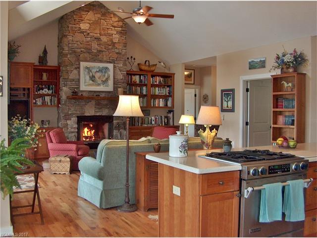 3483 Liner Creek Road, Clyde, NC 28721