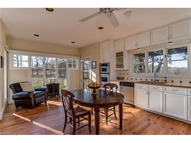 350 S Phillips Road, Columbus, NC 28722
