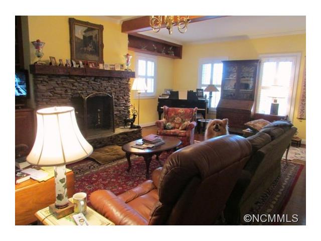 1636 Little Mountain Road, Columbus, NC 28722