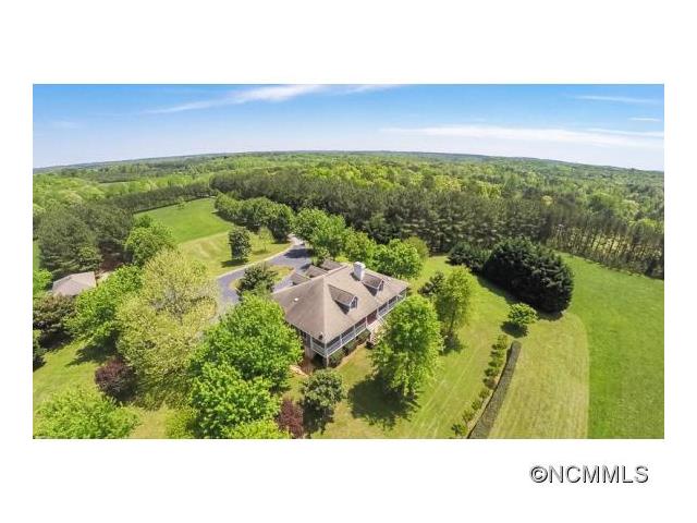 3050 Collinsville Road, Columbus, NC 28722