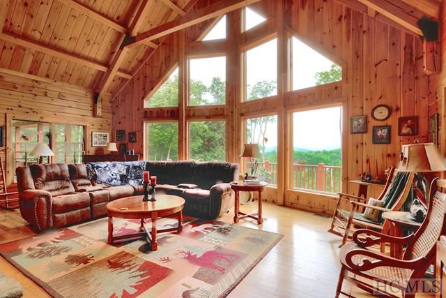 231 Hare Hollow Road, Cullowhee, NC 28723