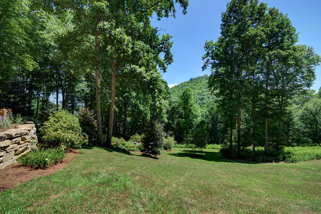 6583 North Norton Road, Cullowhee, NC 28723