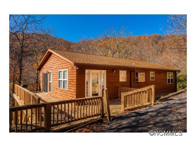 7 Red Oak Forest Lane, Fairview, NC 28730