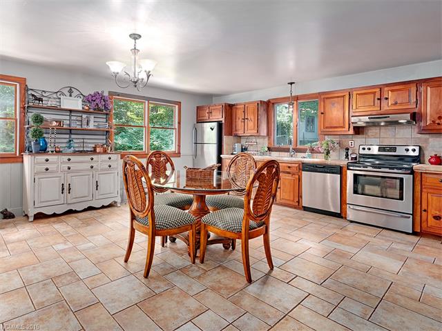 3241 Greenville Highway, Flat Rock, NC 28731
