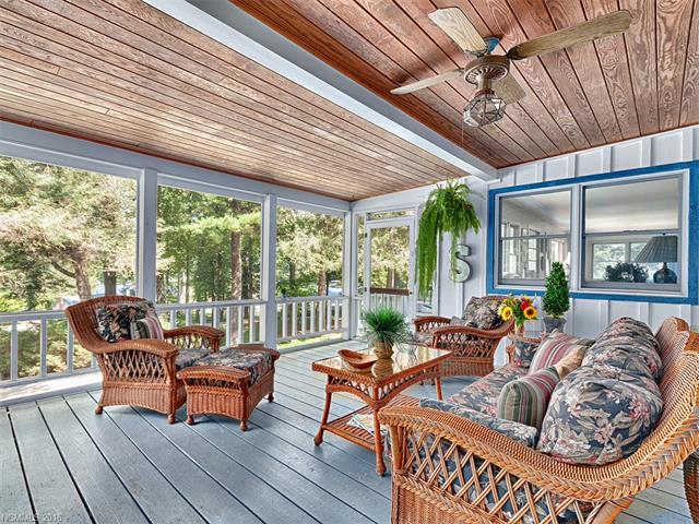 3241 Greenville Highway, Flat Rock, NC 28731