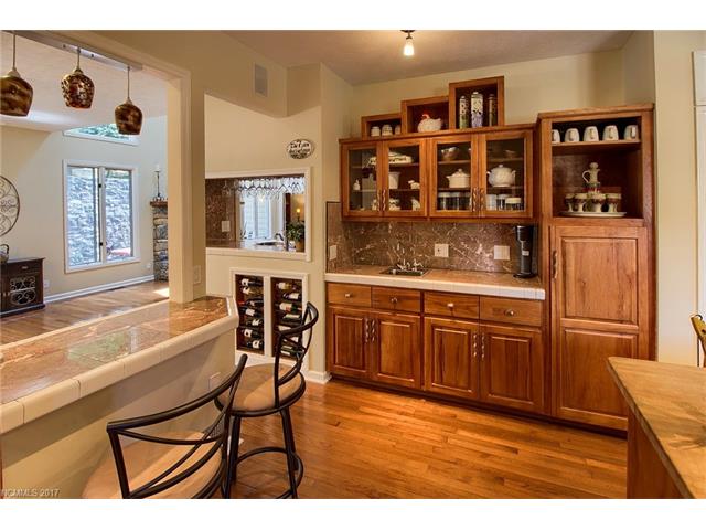 519 Claremont Drive, Flat Rock, NC 28731