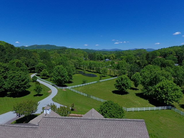 40 Patton Hill Road, Franklin, NC 28734