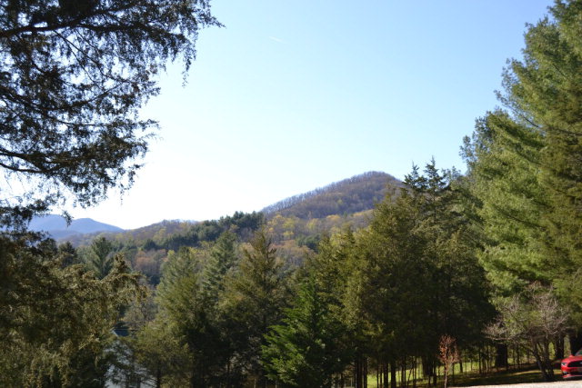 699 Wayah Road, Franklin, NC 28734