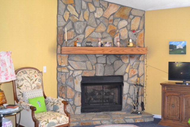 699 Wayah Road, Franklin, NC 28734
