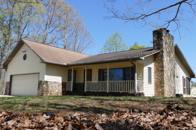 881 Holly Terrace Road, Franklin, NC 28734