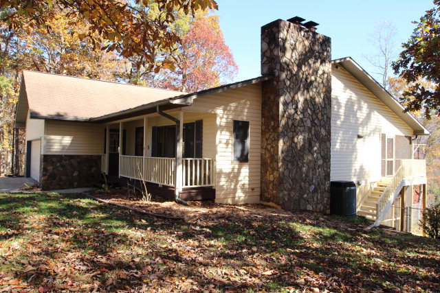 881 Holly Terrace Road, Franklin, NC 28734