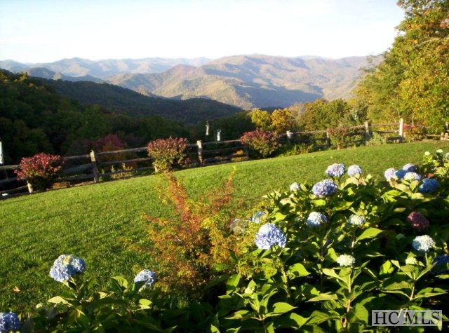 5532 Big Ridge Road, Glenville, NC 28736