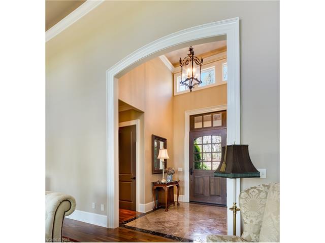 1333 Solomon Circle, Hendersonville, NC 28739