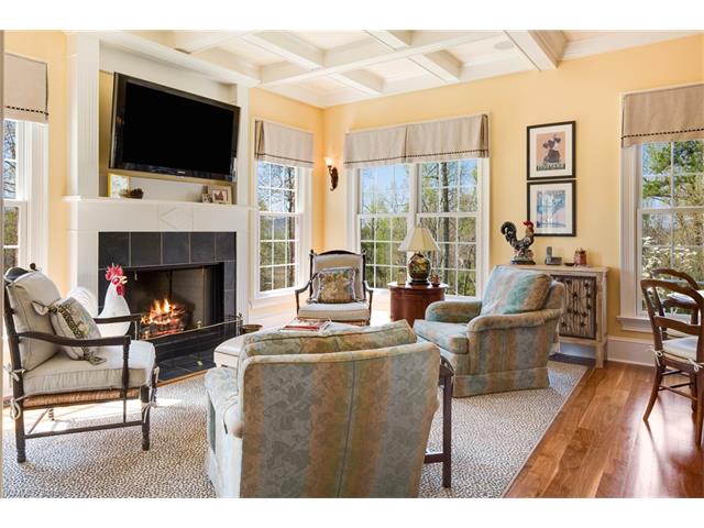 1333 Solomon Circle, Hendersonville, NC 28739