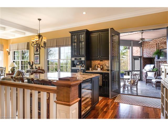 1333 Solomon Circle, Hendersonville, NC 28739