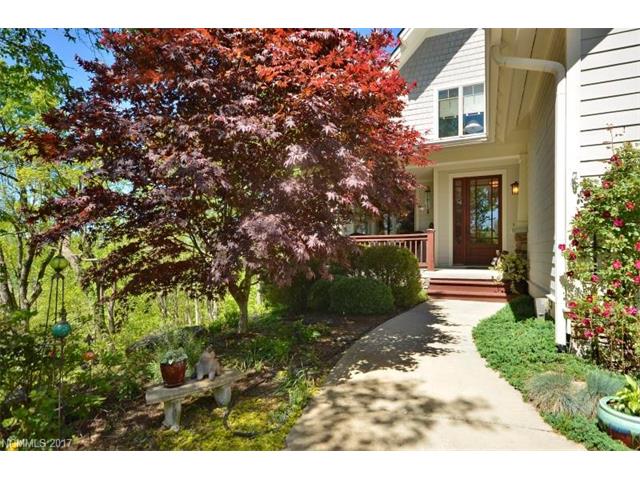 109 Blackberry Pl, Hendersonville, NC 28739