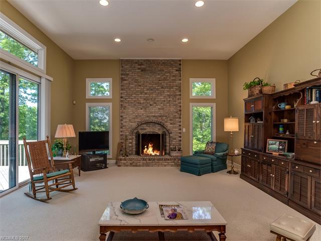 59 Old Hickory Trail, Hendersonville, NC 28739