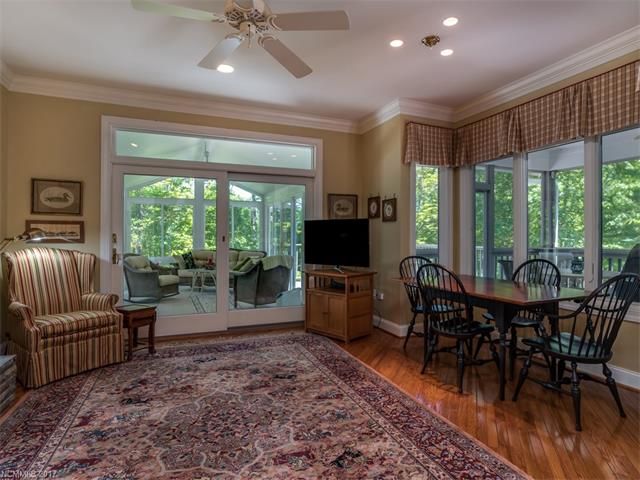 85 Tall Poplar Summit, Hendersonville, NC 28739