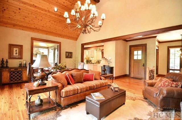 1442 Owl Gap Road, Highlands, NC 28741