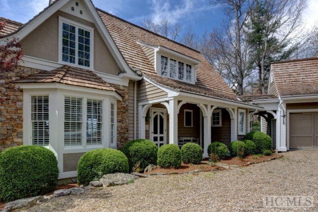 945 Brushy Face Road, Highlands, NC 28741