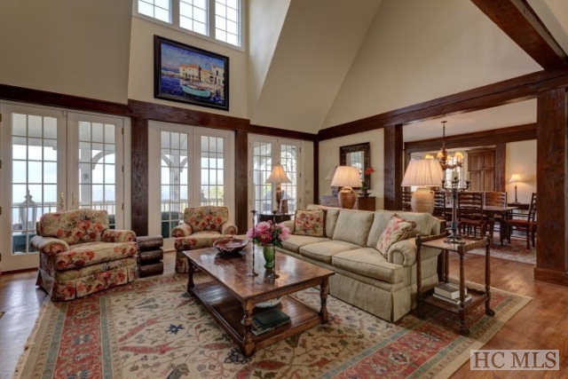 945 Brushy Face Road, Highlands, NC 28741
